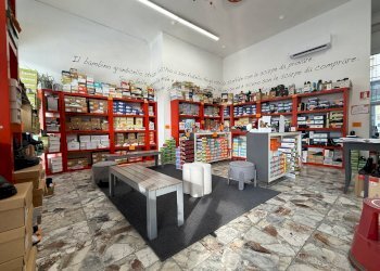 IMG_5207.jpg - Negozio Via Montello 15, Brescia - foto 6