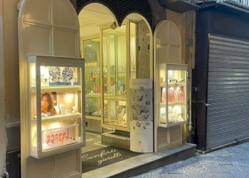 de8c016a-84f8-4f1a-81ff-0e277f9a3b0f.jpg - Non Alimentare VIa Mercanti, Salerno - foto 9