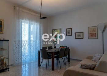 Quadrilocale Via Valdemaro Vecchi, Trani - foto 4