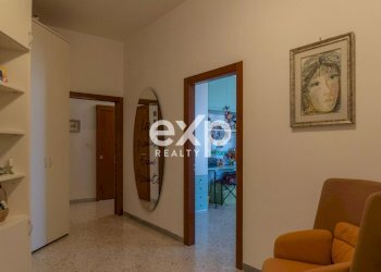 Quadrilocale Via Valdemaro Vecchi, Trani - foto 9