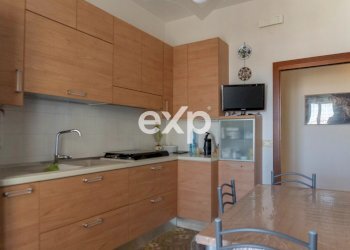 Quadrilocale Via Valdemaro Vecchi, Trani - foto 8