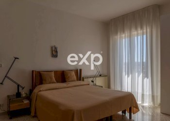 Quadrilocale Via Valdemaro Vecchi, Trani - foto 10