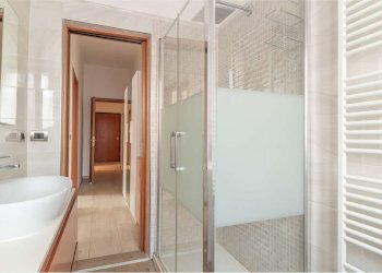 Quadrilocale Modena (zona Circoscrizione 1) - foto 18