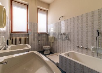 Office via Pietro Gobetti, 1 
 Biella, Biella - photo 28