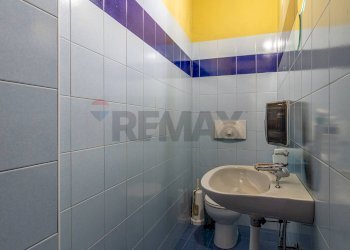 Shop Via Italia, 47 
 Centro, Biella - photo 18