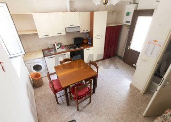 Cucina - Trilocale Via Alle Grotte
 
31, Carate Brianza - foto 2