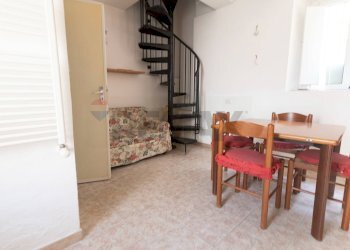 Sala da pranzo - Trilocale Via Alle Grotte
 
31, Carate Brianza - foto 3