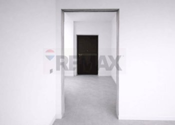 Hall / corridoio - Trilocale VIA LOMBARDIA SANTA MARGHERITA
 
71, Lissone - foto 19