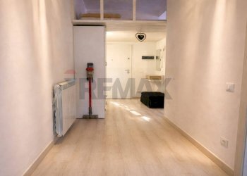 Hall / corridoio - Quadrilocale Piombino - foto 7