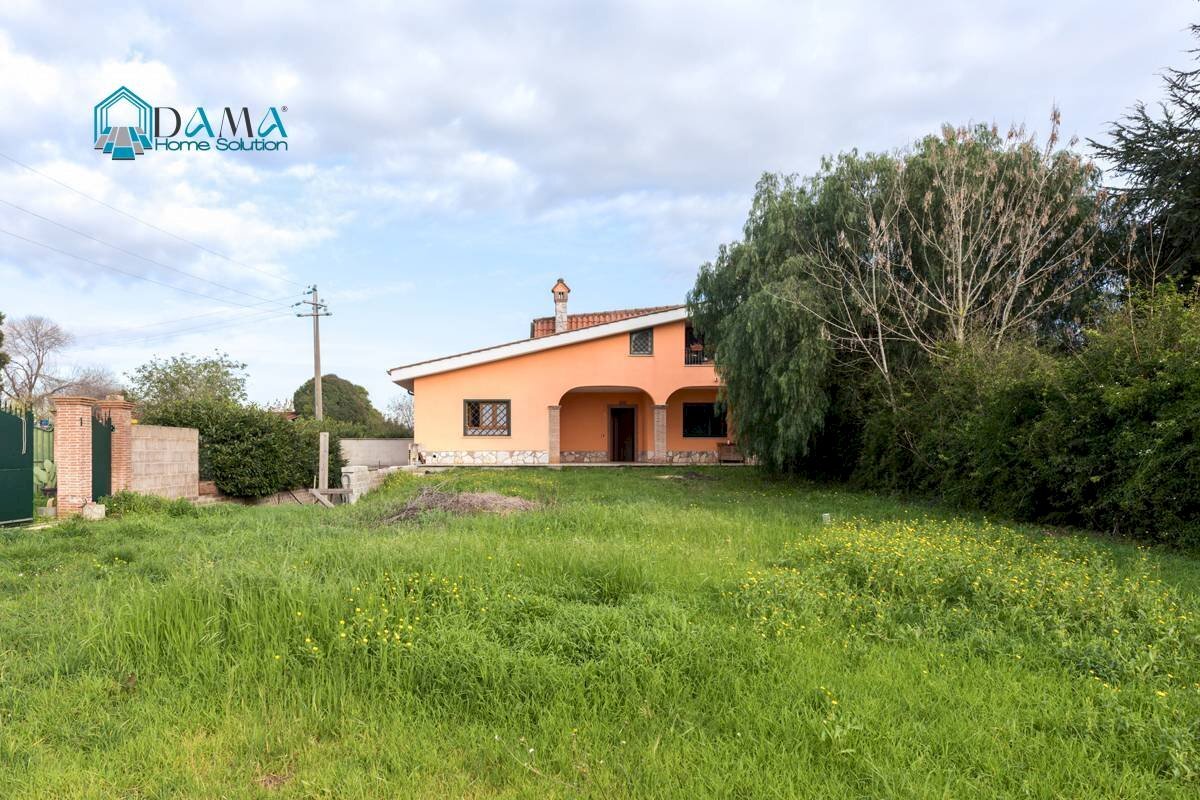 Foto 3 - Villa a Schiera via Canada
 
21, Pomezia - foto 3