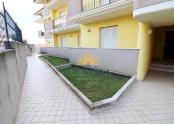 Foto 24 - Trilocale VIA SAN MARTINO
 
96, Colonnella - foto 23