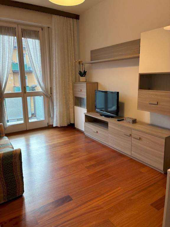 Salone - Appartamento via Luca della Robbia, Bologna (zona Massarenti) - foto 1