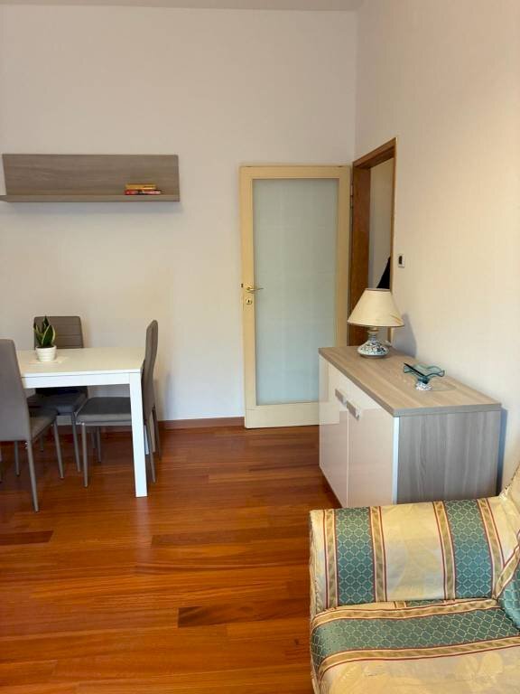 Salone - Appartamento via Luca della Robbia, Bologna (zona Massarenti) - foto 2