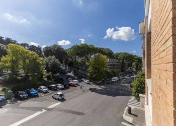 Vista - Trilocale viale Africa, 50, Roma (zona EUR) - foto 4