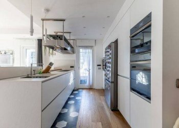 Cucina - Appartamento via Copenaghen, 39, Roma (zona Torrino) - foto 8