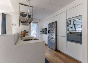 Cucina - Appartamento via Copenaghen, 39, Roma (zona Torrino) - foto 9