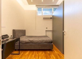 Camera da letto - Appartamento via Copenaghen, 39, Roma (zona Torrino) - foto 15