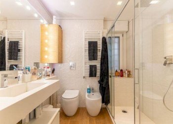 Bagno - Appartamento via Copenaghen, 39, Roma (zona Torrino) - foto 22