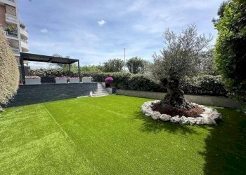 Giardino - Appartamento via Copenaghen, 39, Roma (zona Torrino) - foto 29