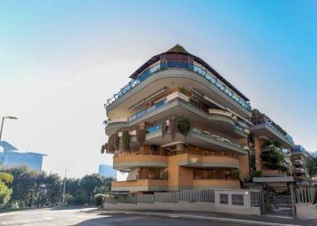 Facciata - Appartamento via Copenaghen, 39, Roma (zona Torrino) - foto 36