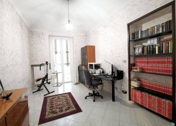 Camera da letto - Apartment via Livorno, 4, Torino (neighborhood Borgo Vittoria) - photo 15