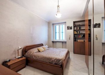 Camera da letto - Apartment via Livorno, 4, Torino (neighborhood Borgo Vittoria) - photo 18