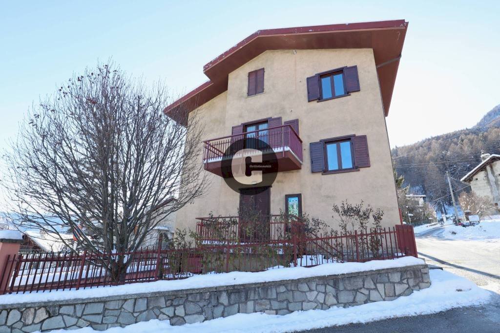 Facciata - Two-room apartment largo San Giusto, 2, Oulx - photo 1