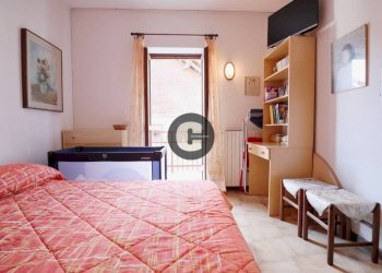 Camera da letto - Bilocale largo San Giusto, 2, Oulx - foto 27