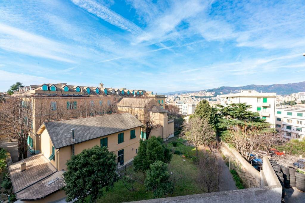 Vista - Quadrilocale via Montallegro, 32, Genova (zona Albaro) - foto 2