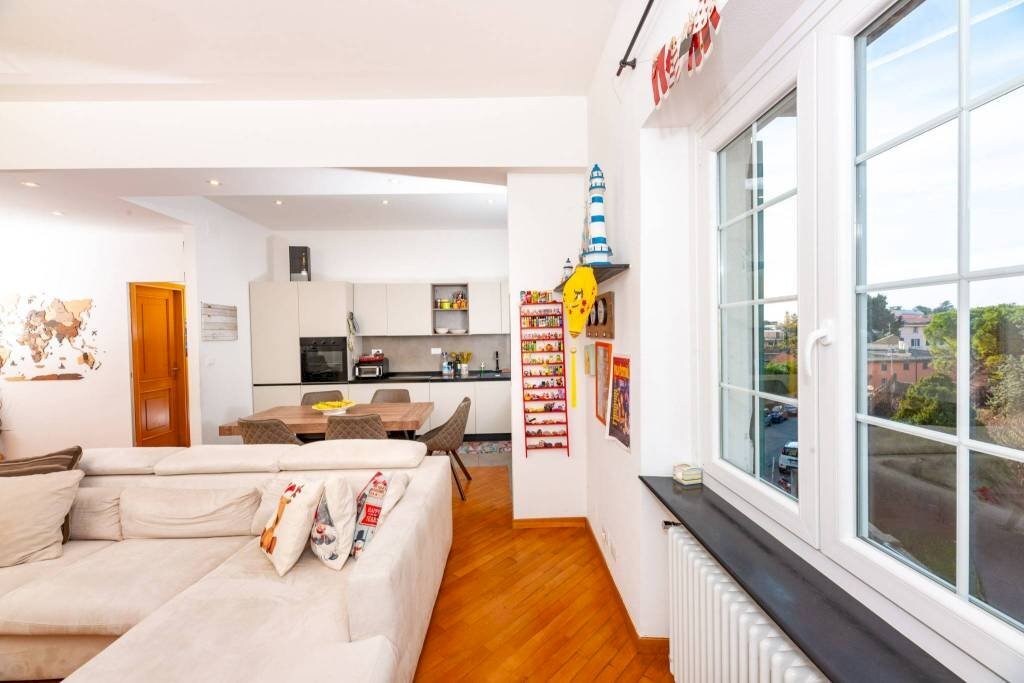 Salone - Quadrilocale via Montallegro, 32, Genova (zona Albaro) - foto 3