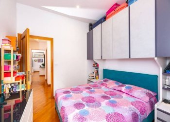 Camera da letto - Quadrilocale via Montallegro, 32, Genova (zona Albaro) - foto 21