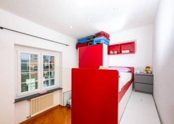 Camera da letto - Quadrilocale via Montallegro, 32, Genova (zona Albaro) - foto 25