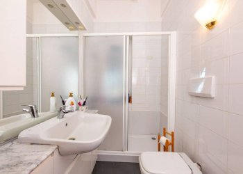 Bagno - Quadrilocale via Montallegro, 32, Genova (zona Albaro) - foto 30