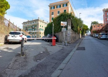 Posto macchina - Quadrilocale via Montallegro, 32, Genova (zona Albaro) - foto 41