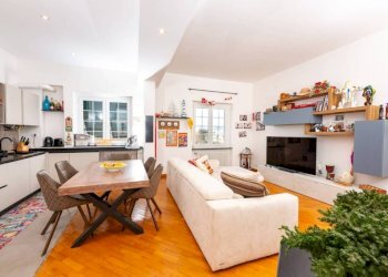 Salone - Four-room apartment via Montallegro, 32, Genova (neighborhood Albaro) - photo 10