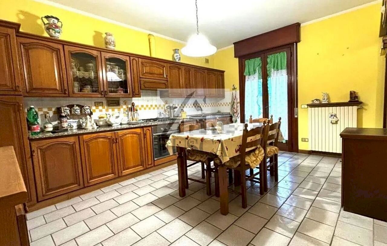 appartamento-vendia-lucca-fusca_6.jpg - Apartment Via della Chiesa IX 164, Lucca - photo 3