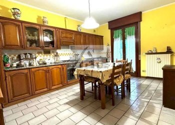 appartamento-vendia-lucca-fusca_6.jpg - Appartamento Via della Chiesa IX 164, Lucca - foto 3