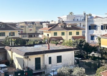 Trilocale via Lago Patria, 98, Giugliano in Campania - foto 1