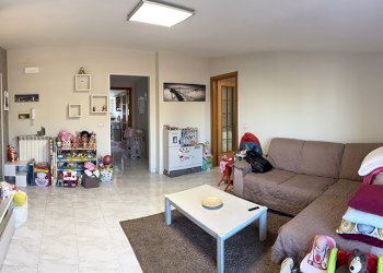 Trilocale via Lago Patria, 98, Giugliano in Campania - foto 2