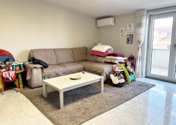 Trilocale via Lago Patria, 98, Giugliano in Campania - foto 3