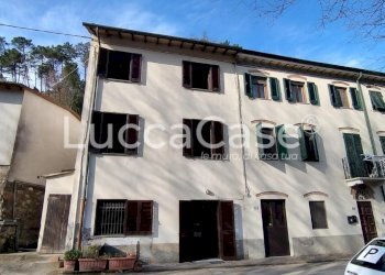 Townhouse Lucca (neighborhood Santa Maria del Giudice) - photo 1