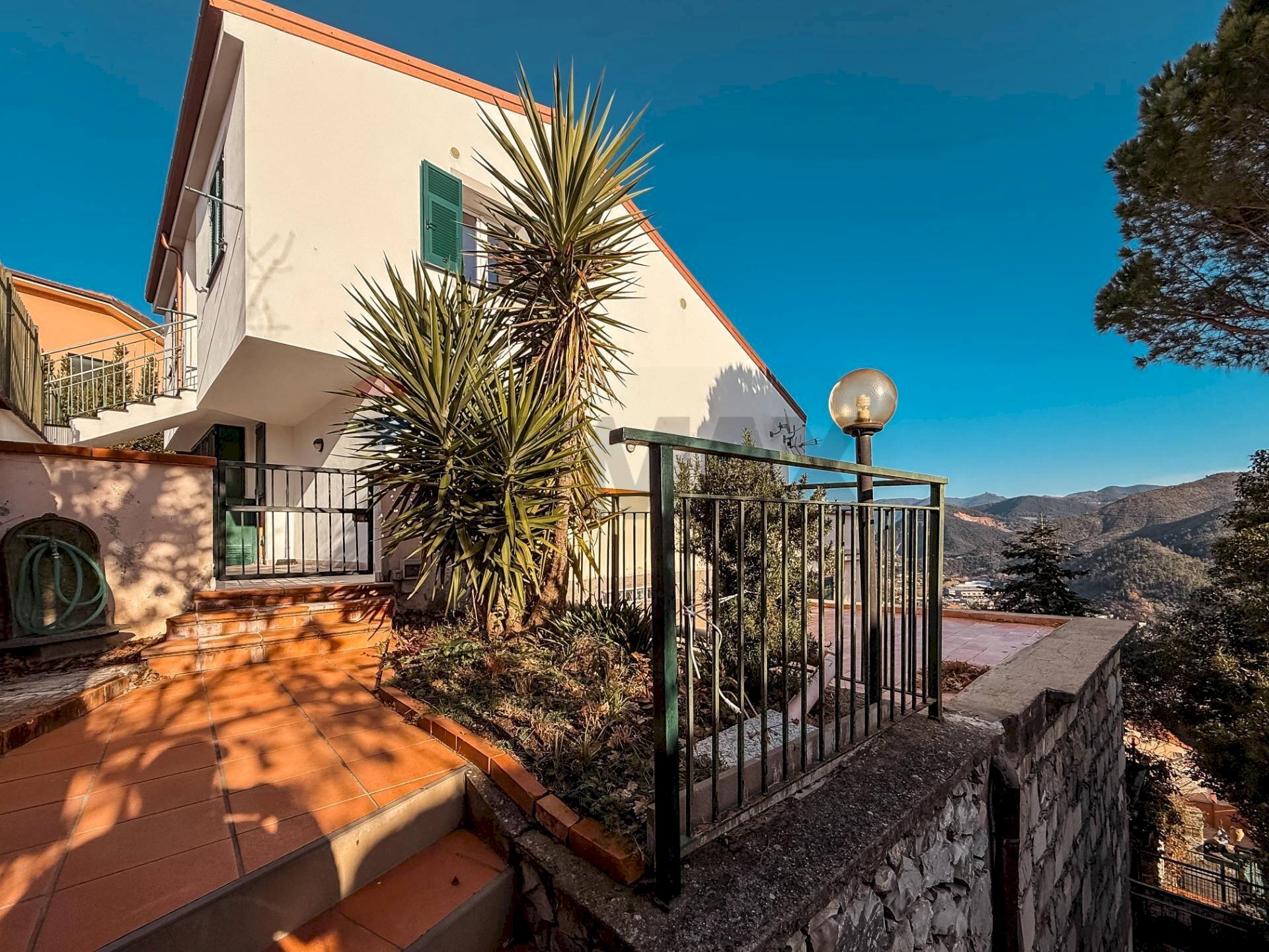 Bilocale VIA COSTA VERICI, 4B 
 Verici Costa, Casarza Ligure - foto 1