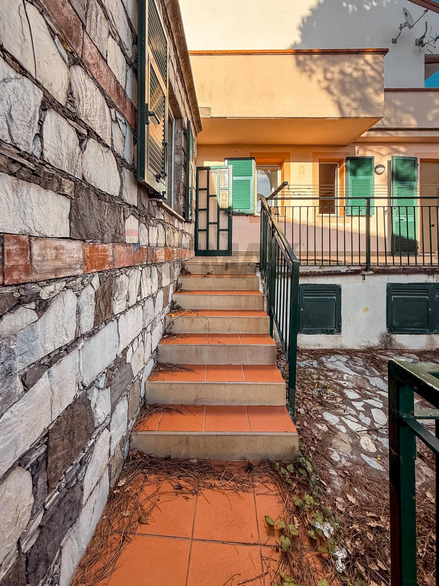 Bilocale VIA COSTA VERICI, 4B 
 Verici Costa, Casarza Ligure - foto 3