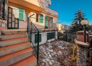 Bilocale VIA COSTA VERICI, 4B 
 Verici Costa, Casarza Ligure - foto 4