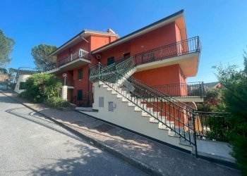 Four-room apartment Via la loggia, Lavagna - photo 3
