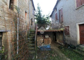 Semi-detached house Via Savognatica, Carpineti - photo 9