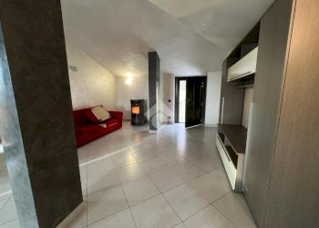 Two-room apartment Via Cavalier Ufficiale Giuseppe Giletta, Revello - photo 5