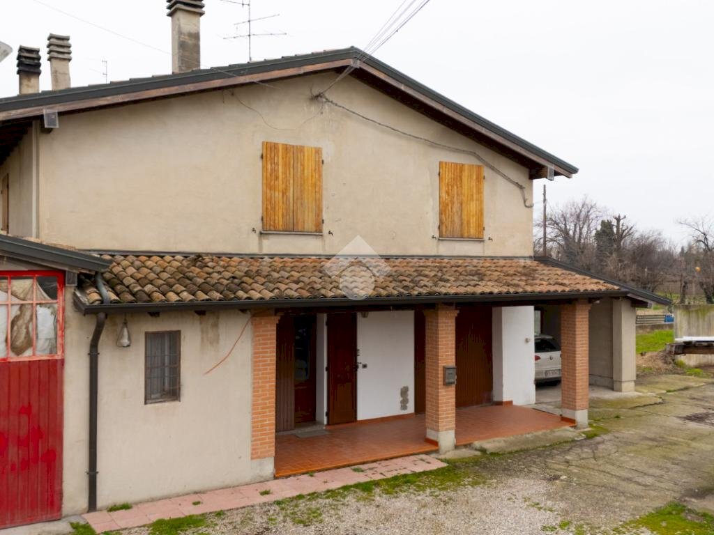 Casa indipendente Via gabella, Cadelbosco di Sopra - foto 3