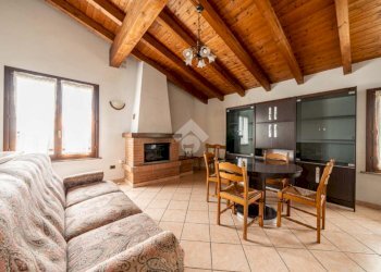 Casa indipendente Via gabella, Cadelbosco di Sopra - foto 1