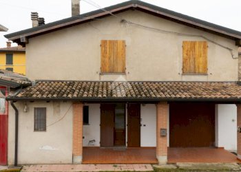 Casa indipendente Via gabella, Cadelbosco di Sopra - foto 2